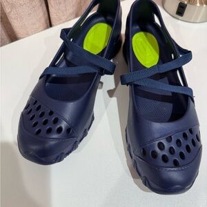 Skechers Womens shoes size -9